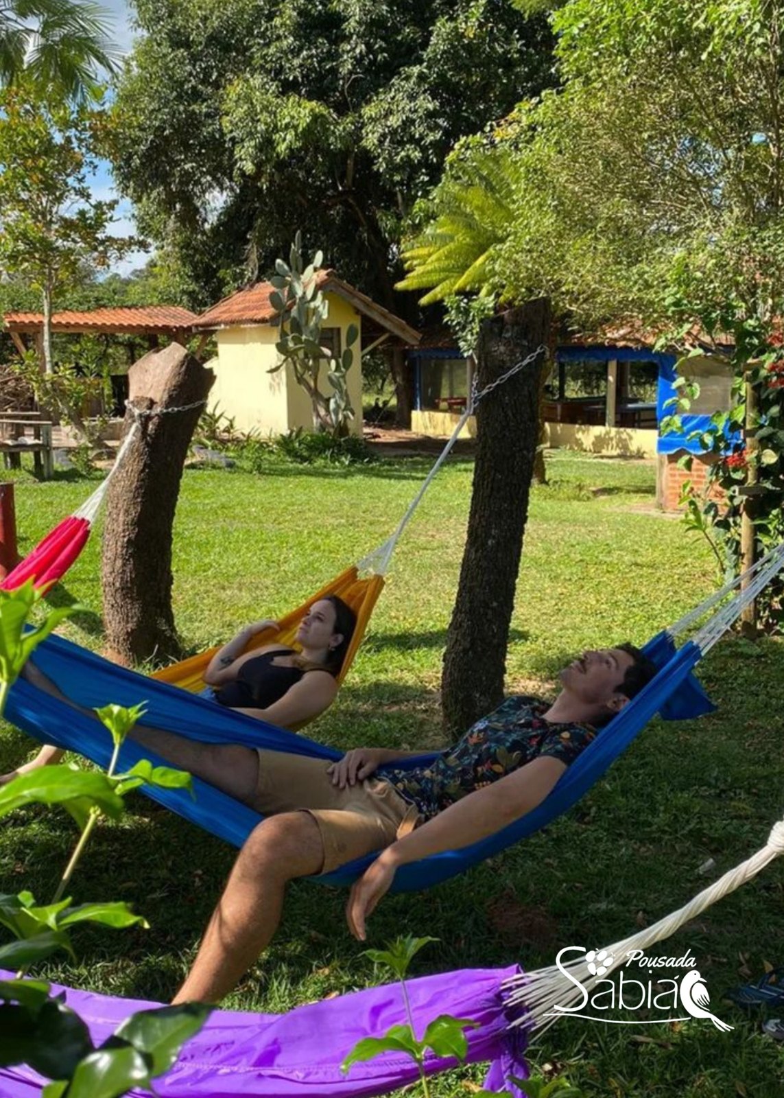 Descanso nas redes na Pousada Sabiá